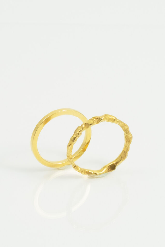 Trauringe Eheringe 750 585 Gelbgold Handarbeit Goldschmiede besondere Strukturen